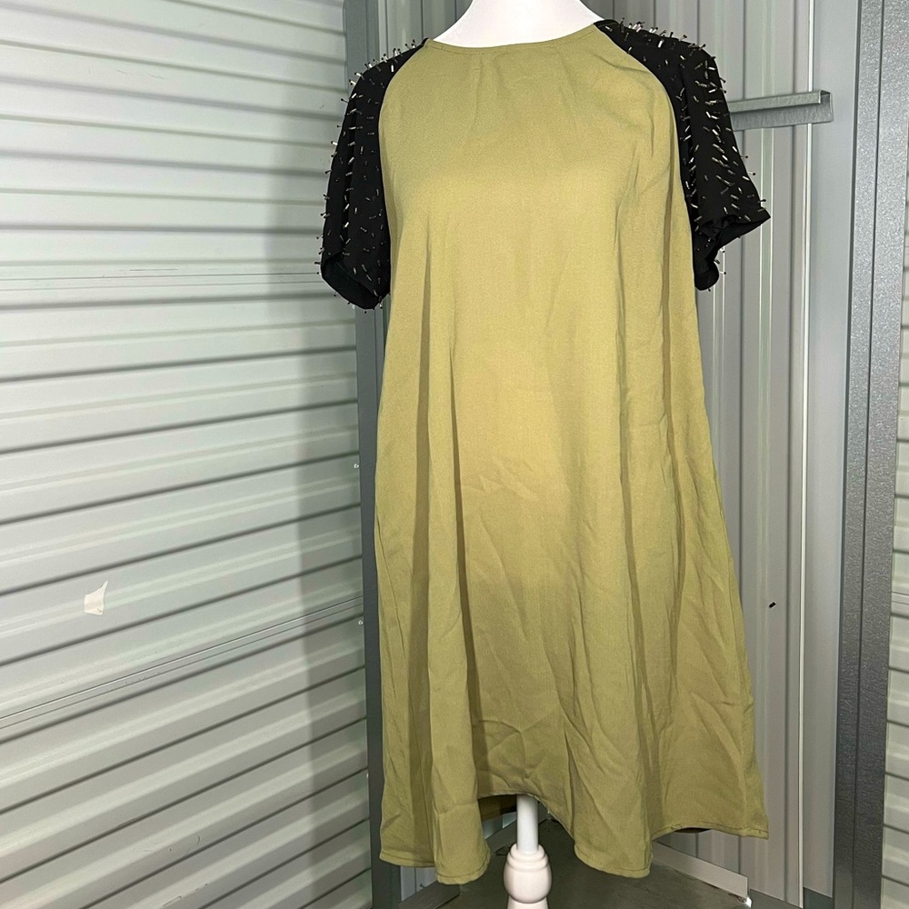 Fabric large green dress